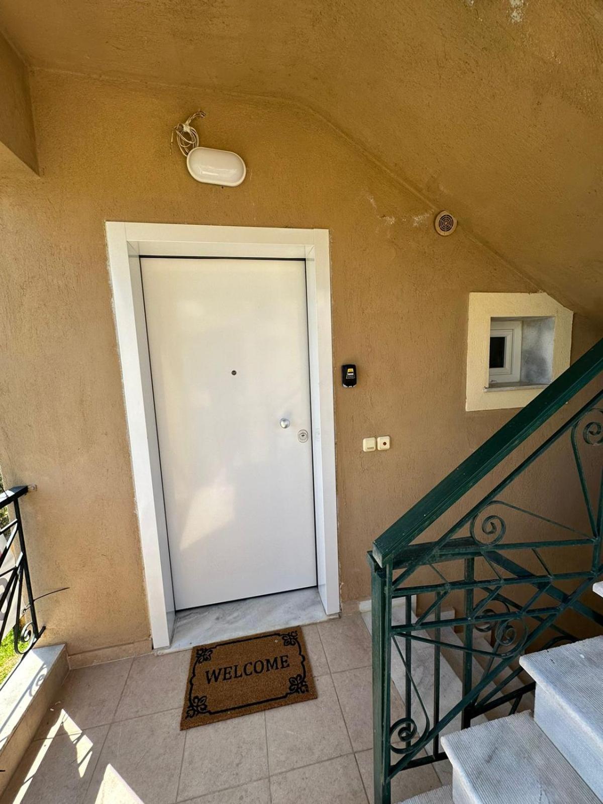 Dimar3 Seaside Apartment